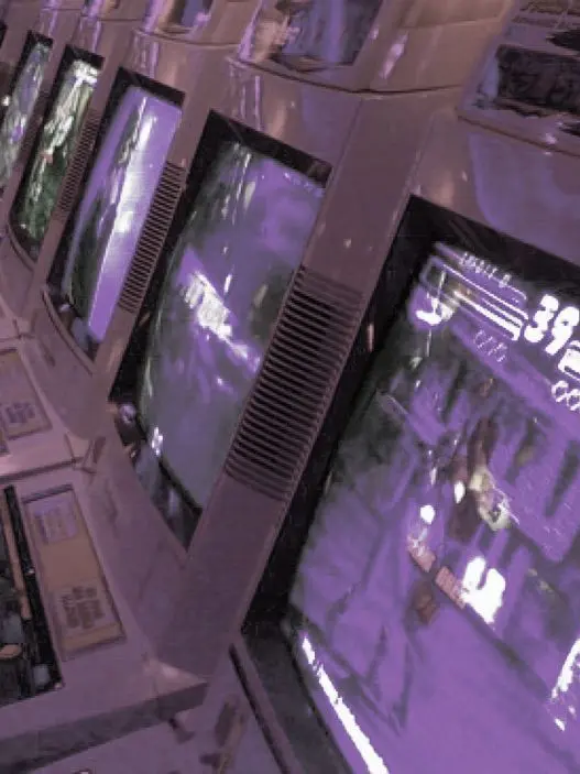 2x5_q의 ホストのおにいさん