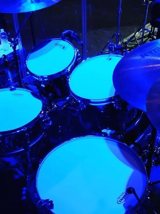 dx.ye1_의 밴드부 드럼 걔.