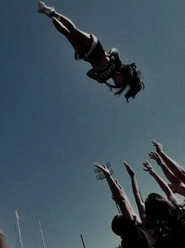CleanElbow6094의 Caption x Caption—Cheer x football