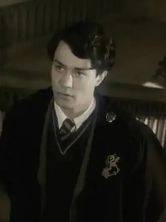 LivelyPouch4502의 Tom riddle