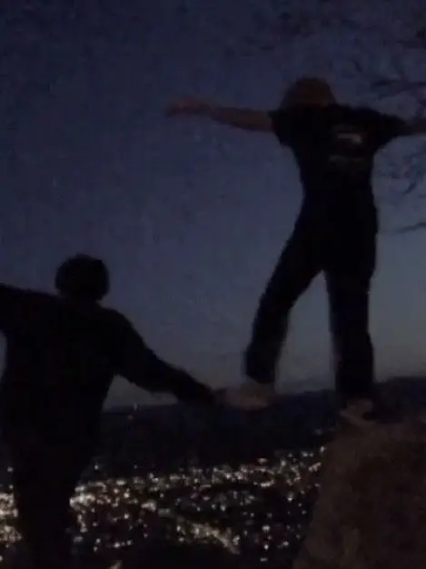 ieatkneecaps의 ˖ ݁♬⋆ Midnight Dancin’ ˖ ݁♬⋆