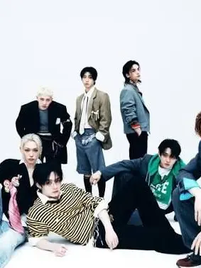 Ratz.canz의 Girls who—look like straykids?