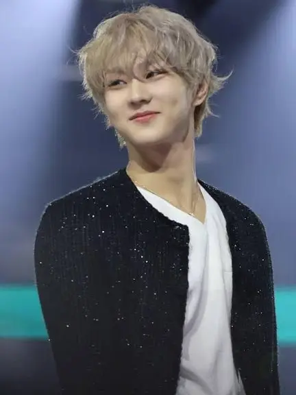 nikipumaduck의 Jungwon :)
