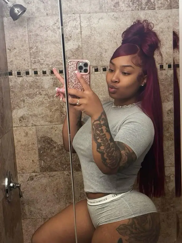 Sosacreates의 🔆Rachet babymama🔅