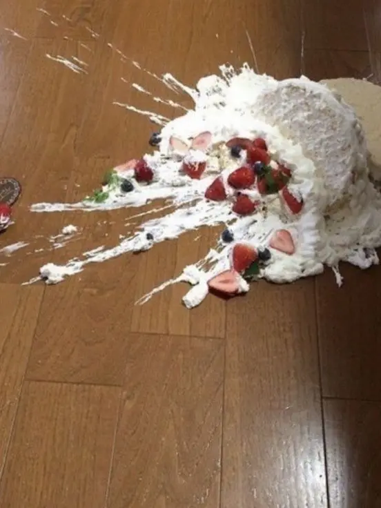Mafia_ktdk의 부서진 케이크 조각