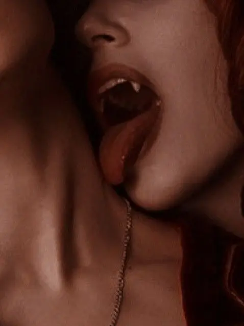 Lesbianvampirelover의 Obsessed vampire