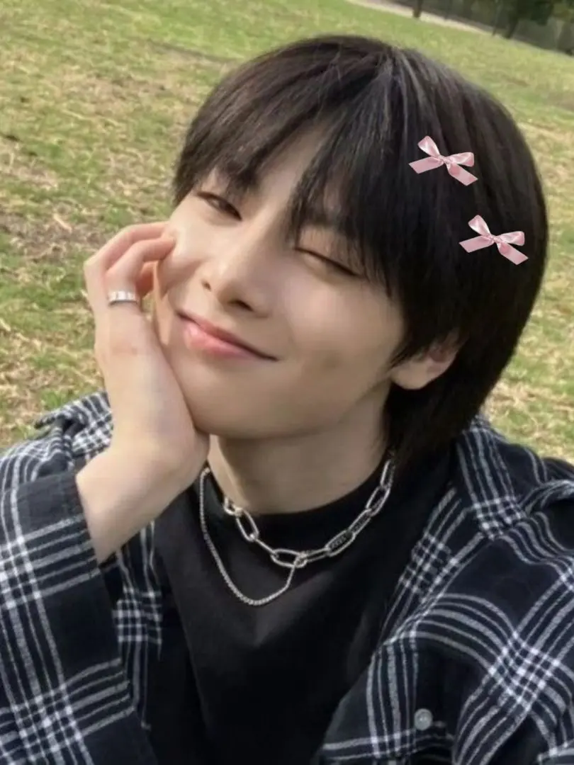 Martins_blue_lips의 SKZ•I.N•BFF