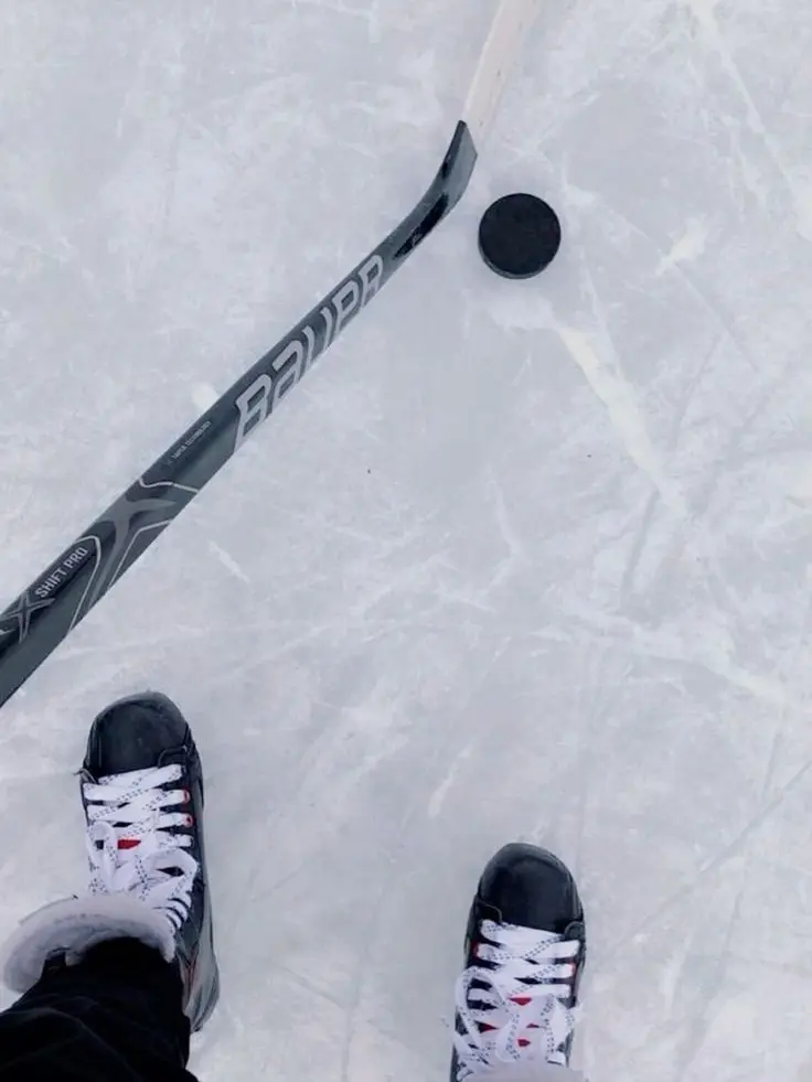XyanKat의 Hockey girl