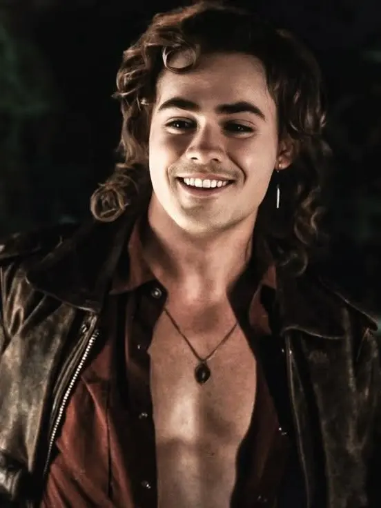 moon_sun_의 Billy Hargrove - O Novo Rebelde de Hawkins