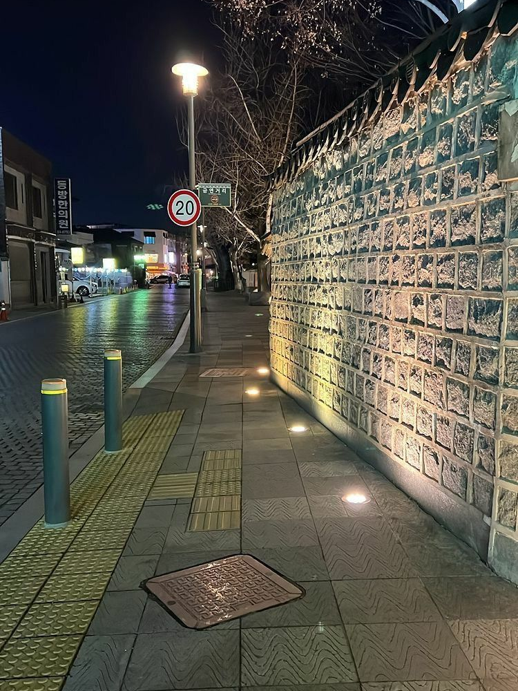 부딪힌 건 최애였다!? 대표 이미지