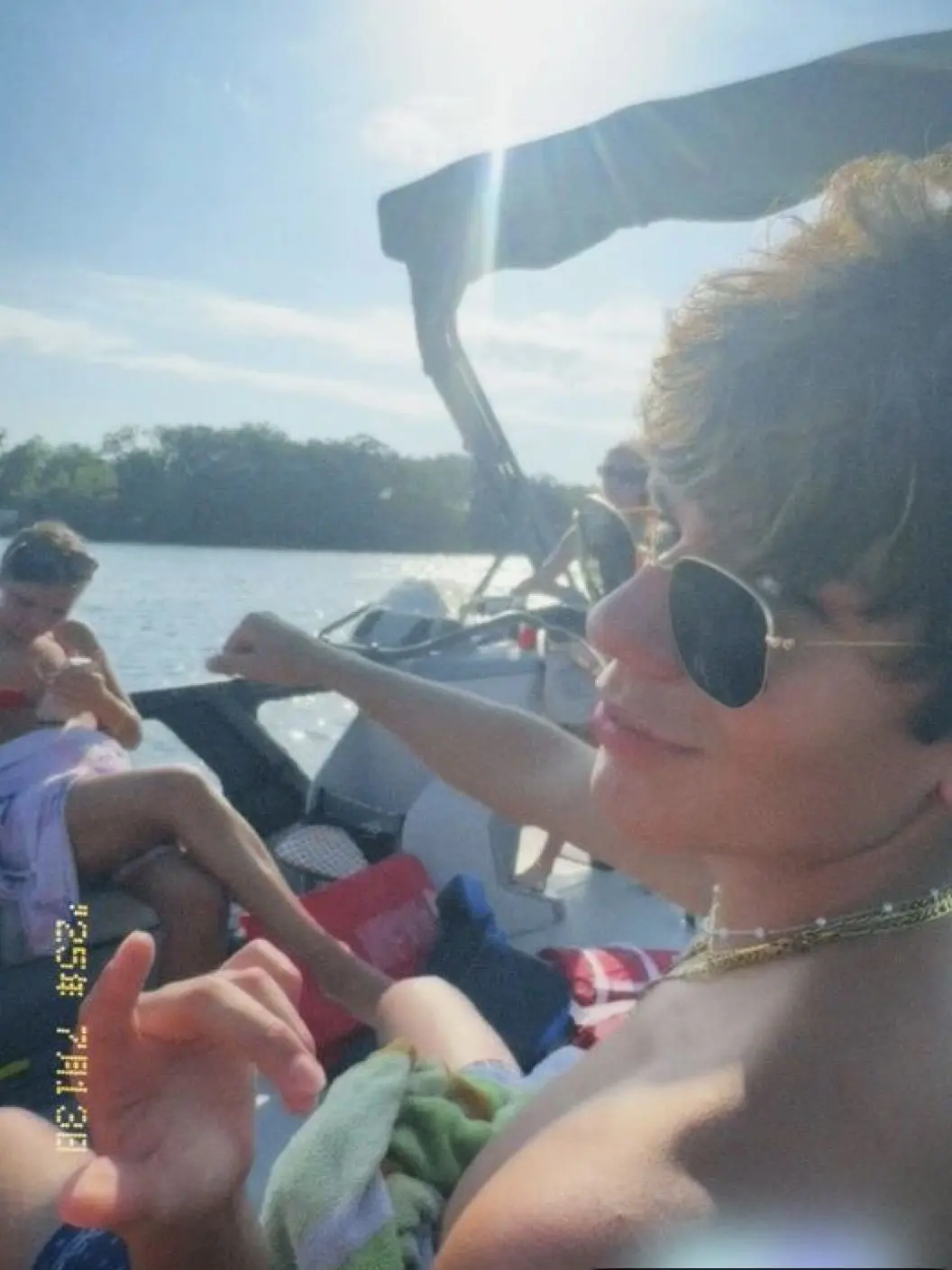 BitingAkita4438의 friend group trip with ur boyfren cesar