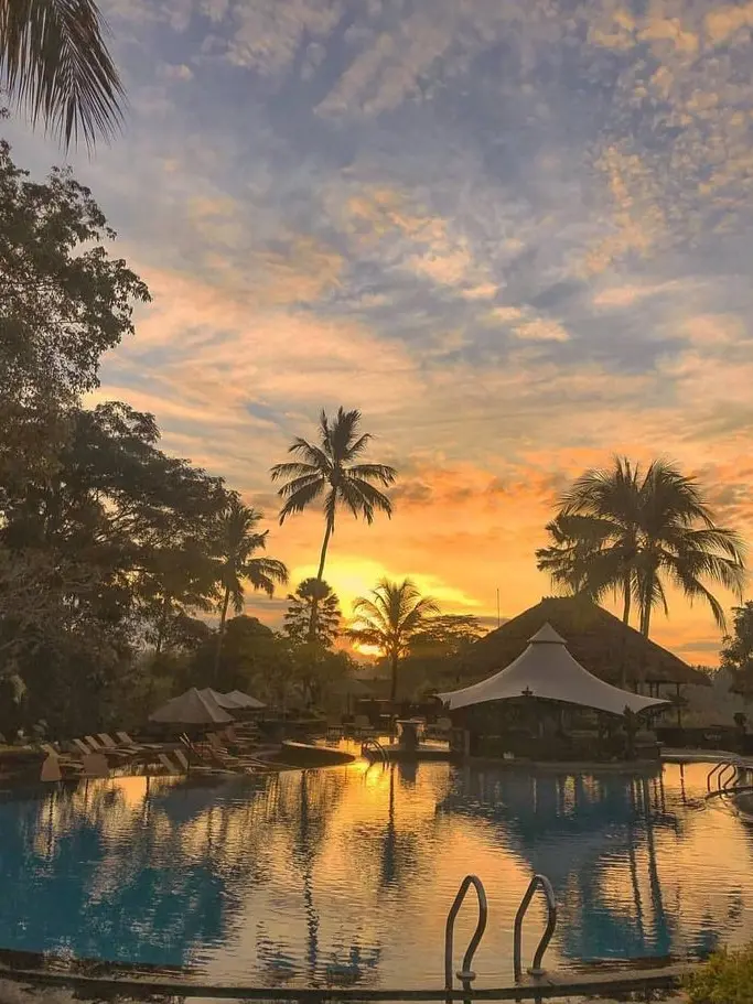 GroggyFlare0717의 남녀무리와 10일동안 해외로 수학여행