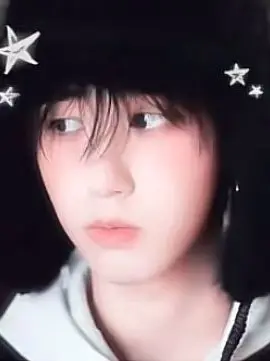 Changbinleftbutcheak_hairy의 Han jisung