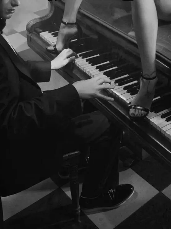 ShyOcean7635의 Just a fling..?