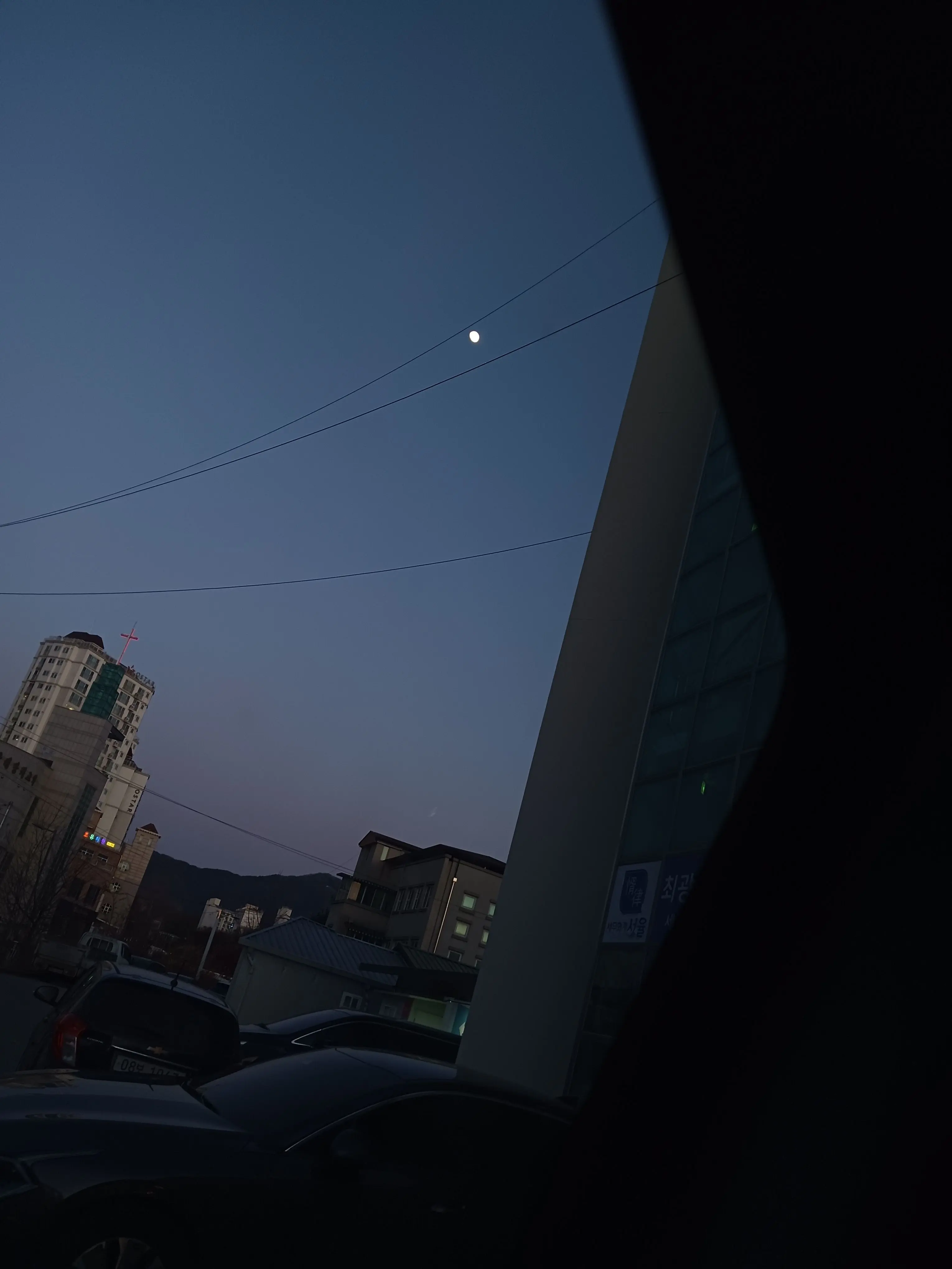 hiru_yeonhi의 그거 알아? 마성의 애가 있대.