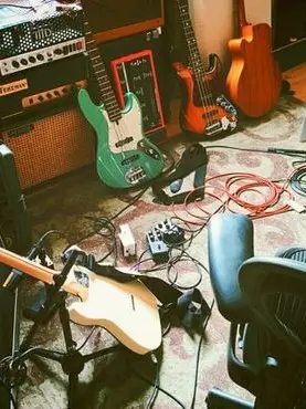 remipa의 작전명: 기타치는 남자친구 방해하기