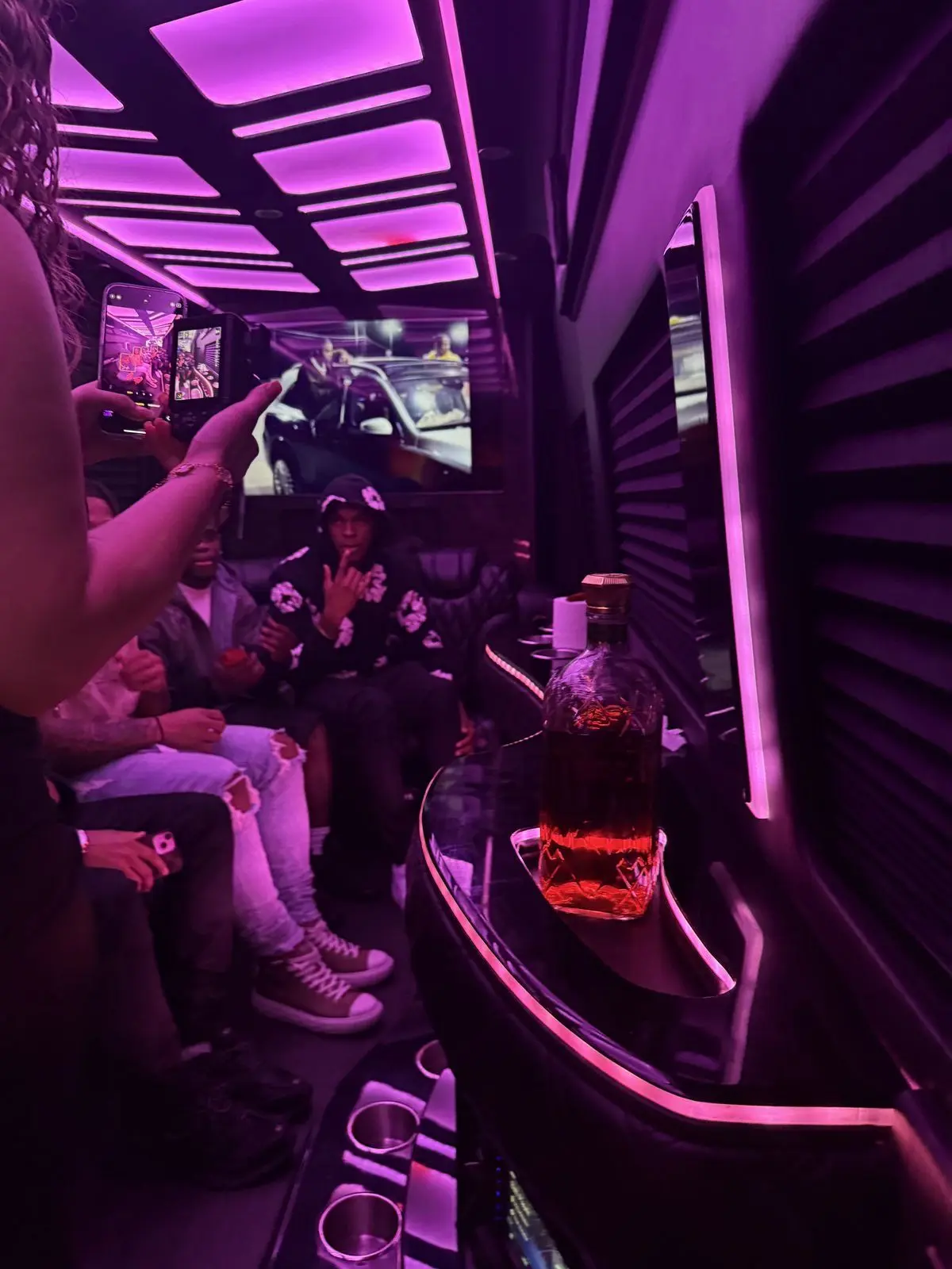 ghettobarb의 ♛ Cabin Get Away