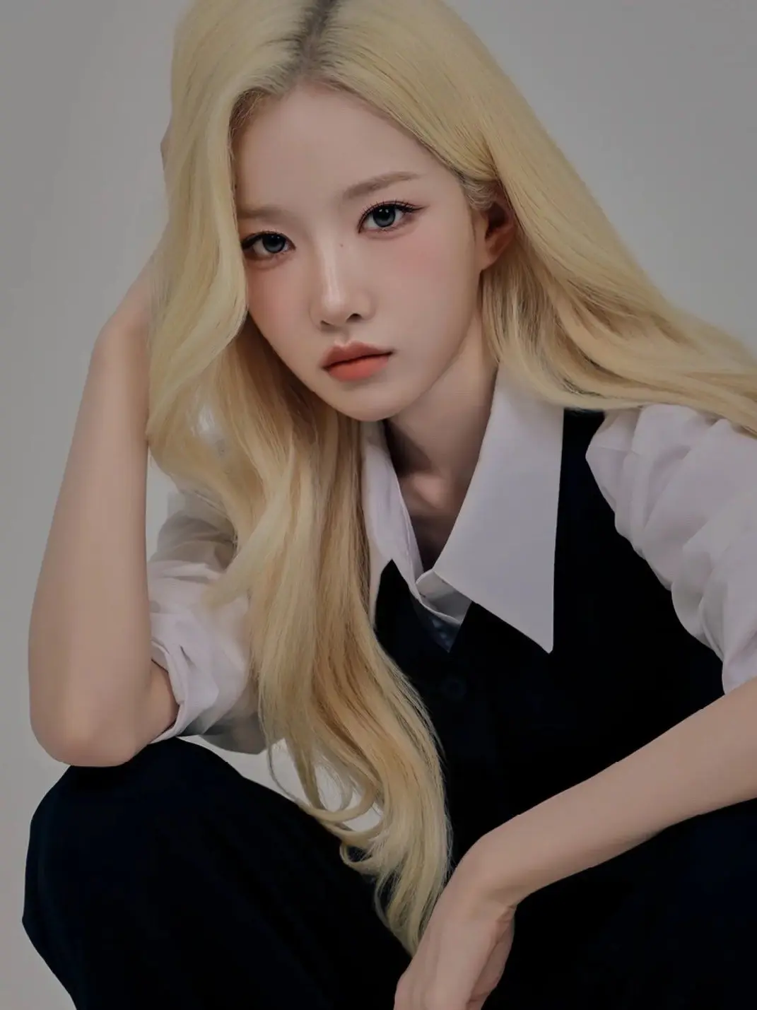 LoudGlass3506의 Kim Yooyeon