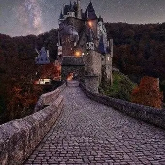 yool3234의 세상은 잔혹해, 그리고 아름다워