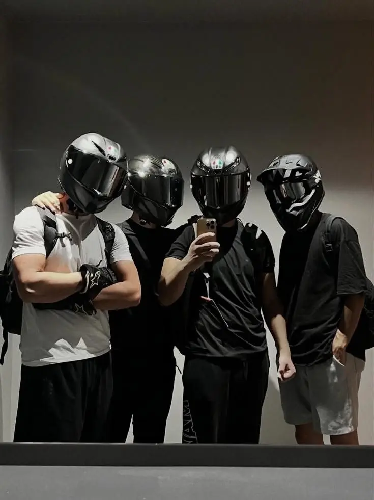 Dallas224의 Biker besties