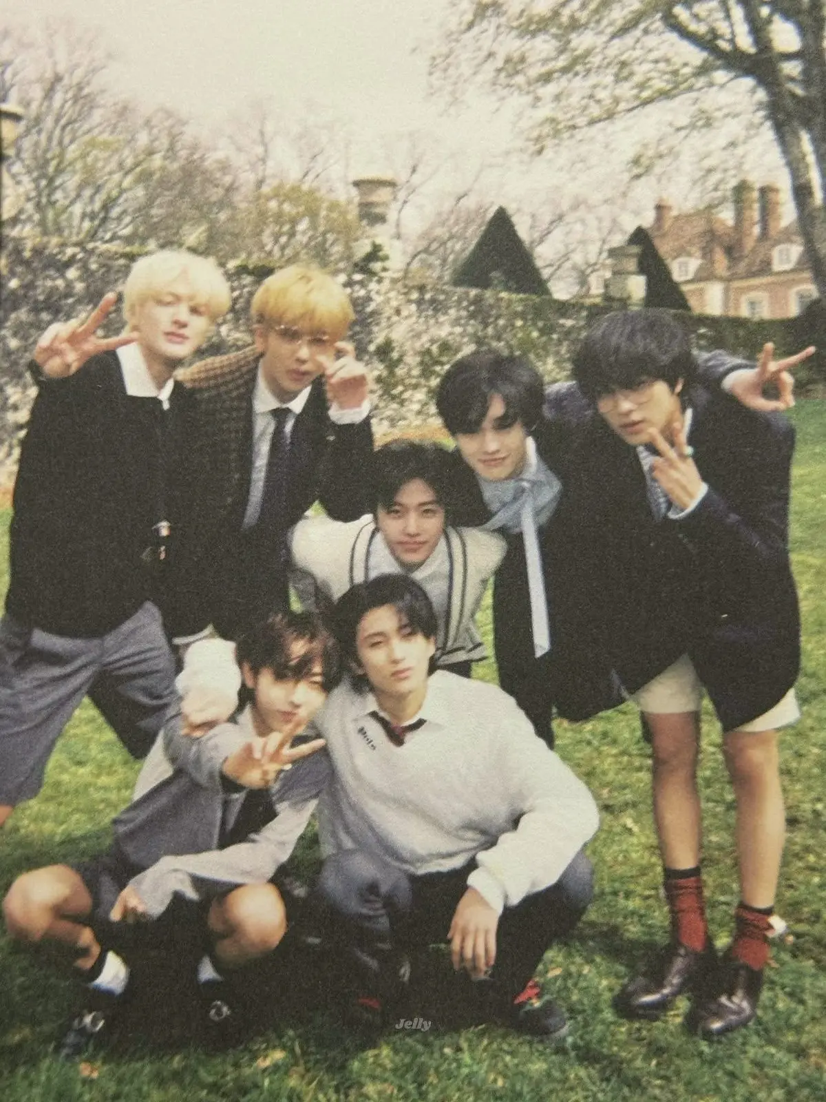 Shellymoon의 Lost in NCT Dream's Dorm