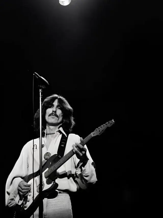 MadKrait0162의 George Harrison // marriage!