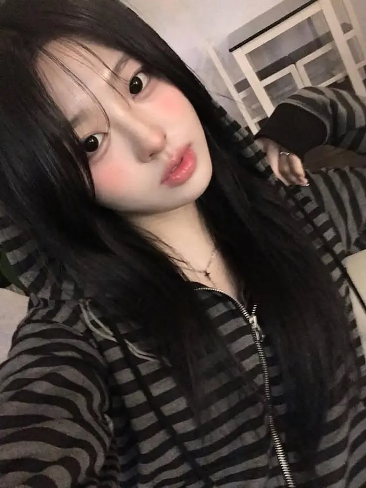 FlimsyGuppy7226의 한남자를 두고 자매끼리 싸움.