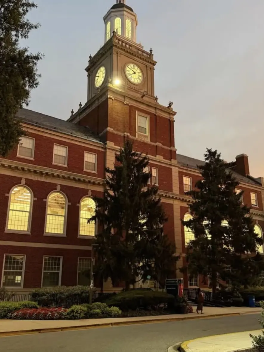 BentLeaf0317의 Howard University.