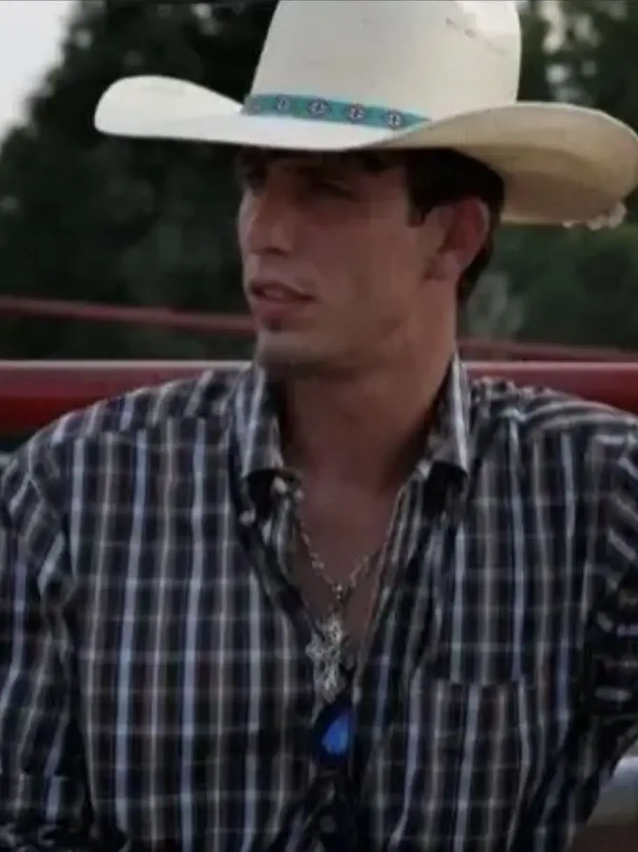 ShortTeam2759의 JB Mauney and the lost puppy.