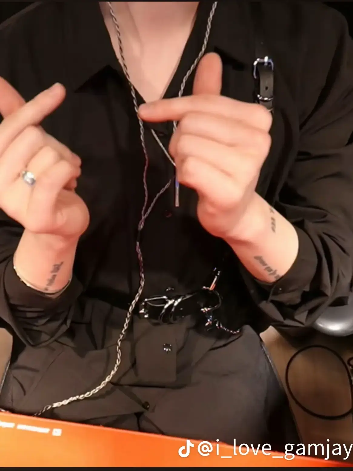 ActiveSale8112의 감J의형