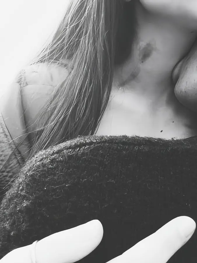 CreamyValue3492의 🖤—"Who."