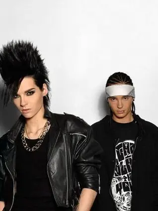 Hoesbeforebros의 Tokio hotel
