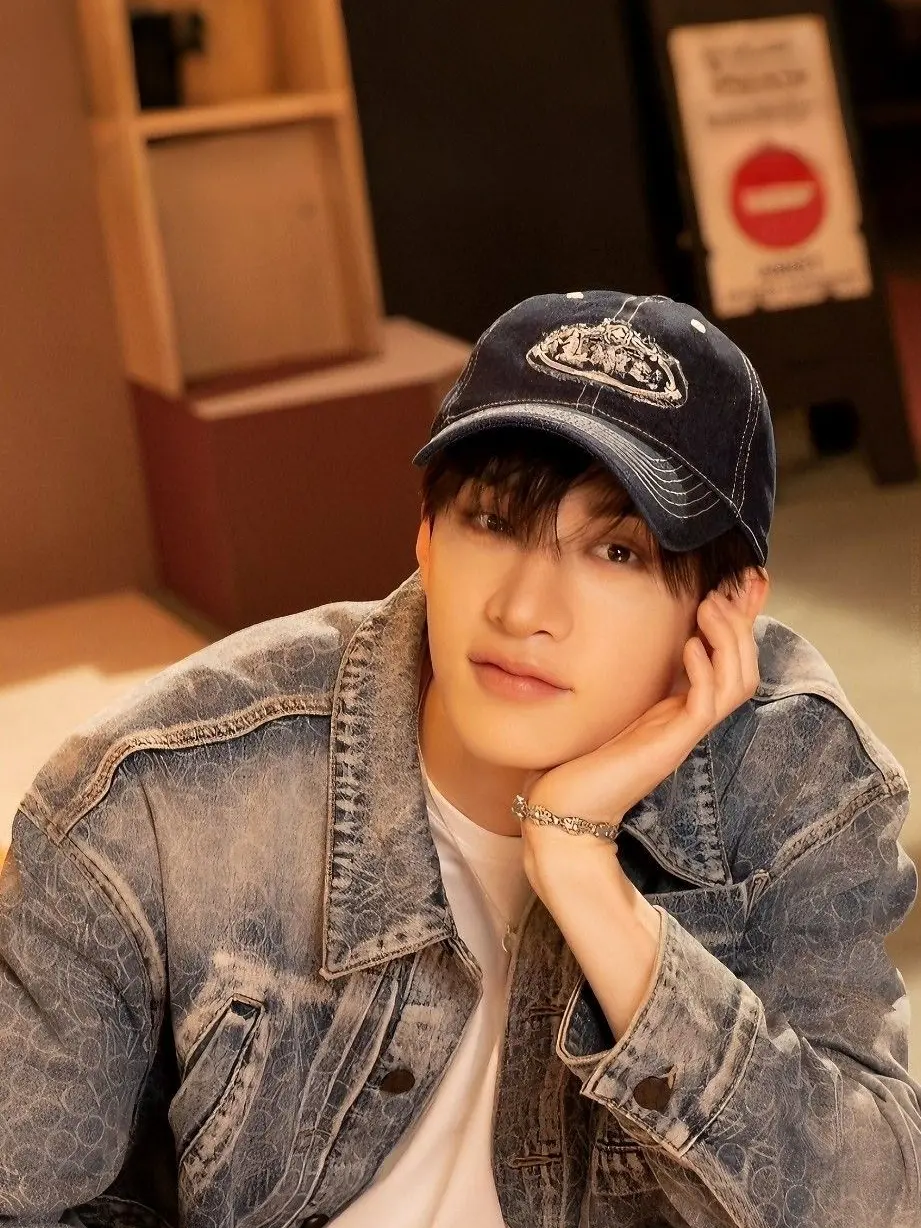 LemonyRhea2382의 My Best Friend’s Brother