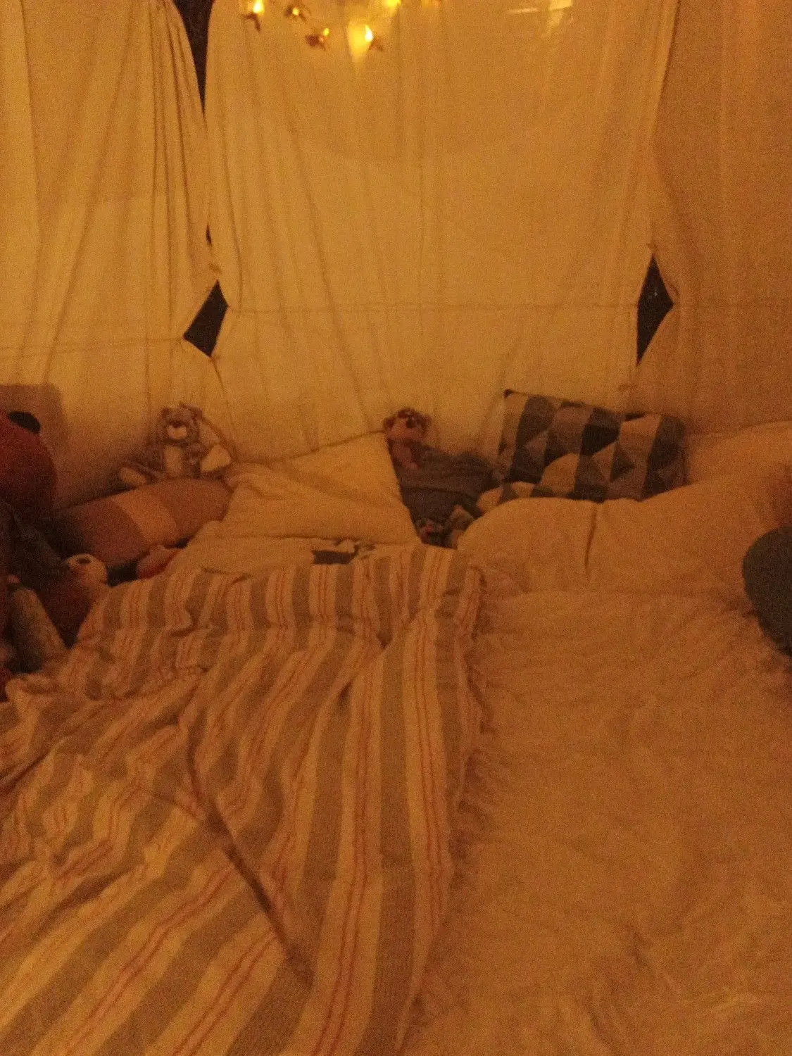 julesismessy의 all boys sleepover