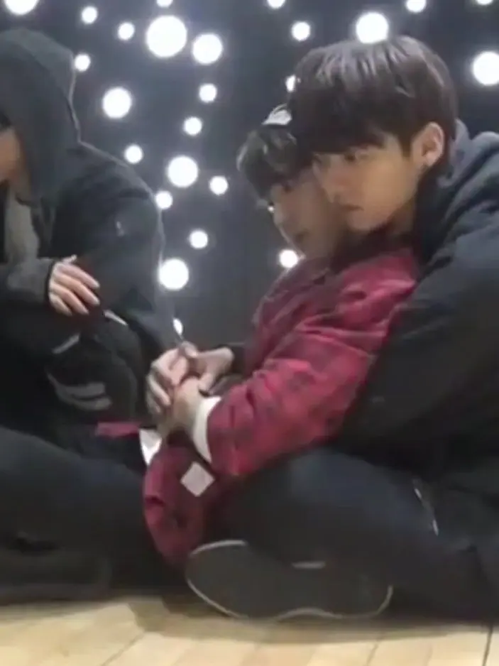 SmokySea2315의 Minsung 🐰⸝꙳.‎˖