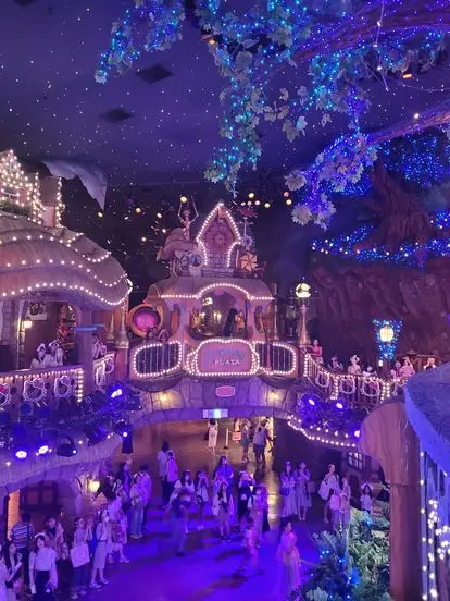 wiu의 ✧︱you take him on a date to sanrioland.