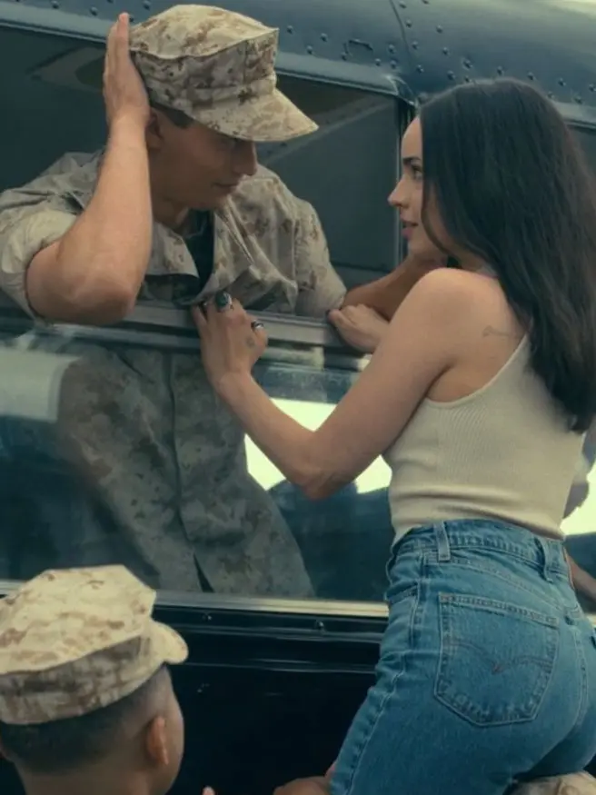 RavenAkiyama66의 Your uptight military husband