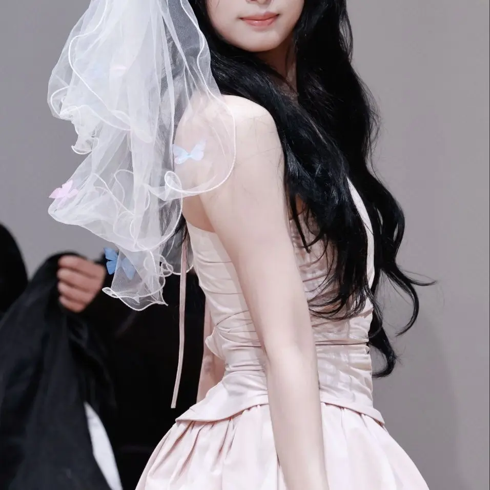 SpicyLens5821의 정아현