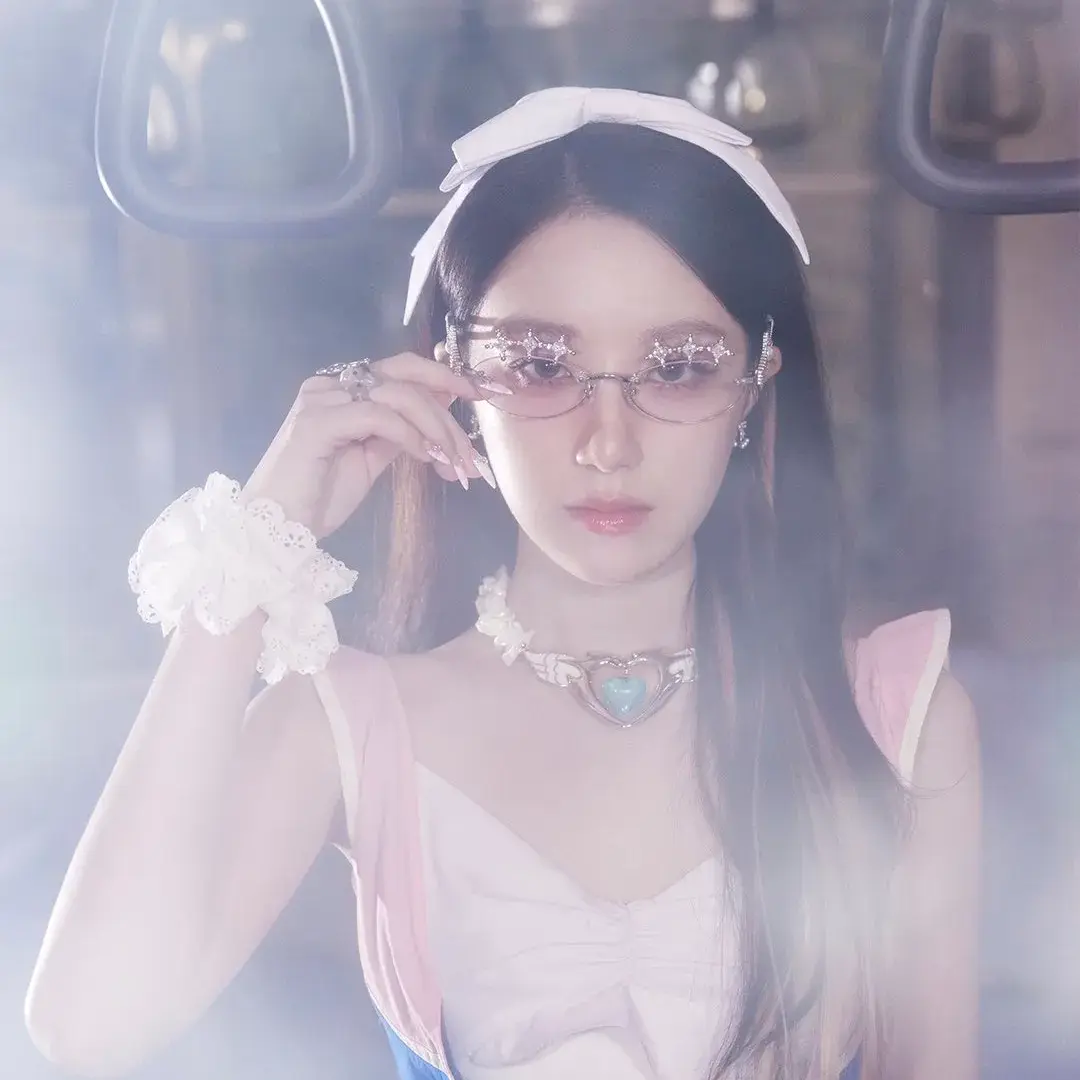 PurpleHoops8526의 슈화
SHUHUA