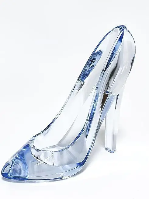 BrassyMbdj3819의 Cinderella Left Only One Glass Slipper