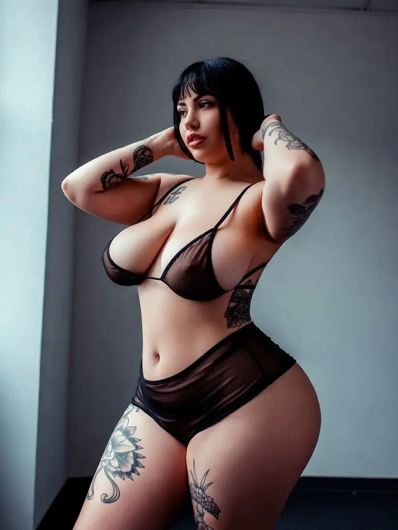 ElitePeas7393의 Mom who raised u in gang life