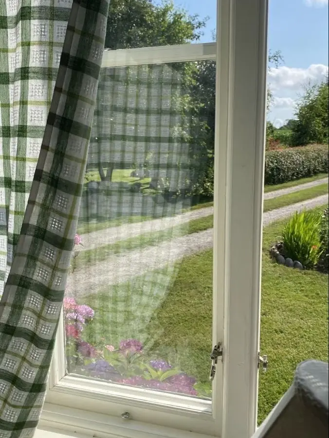 MeekRake3235의 너랑 같은 하숙집?개꿀