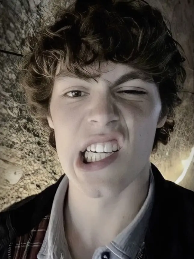 Ghostie45의 Ethan Landry