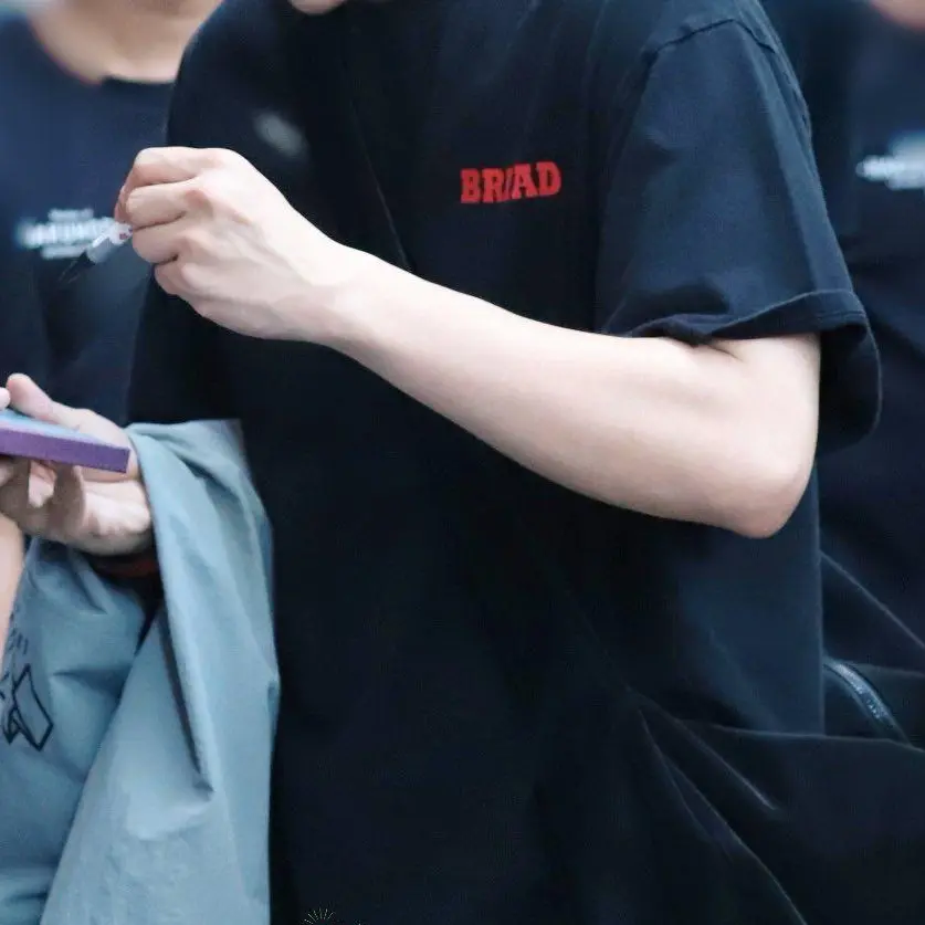 PrimYen9042의 이창섭
