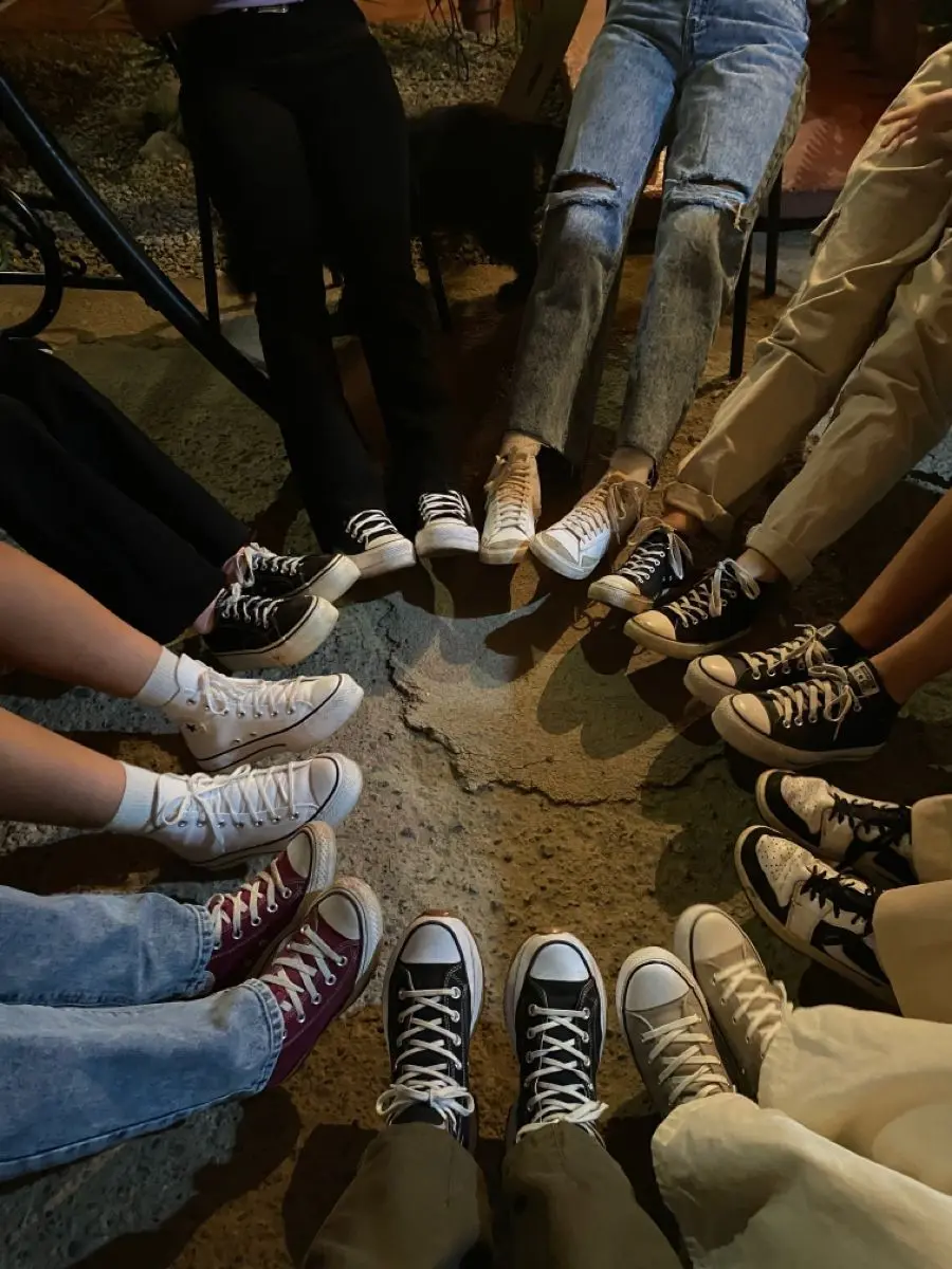 MeanShip9141의 Friends (but you’re a pick me) || 🫶🏽🎊