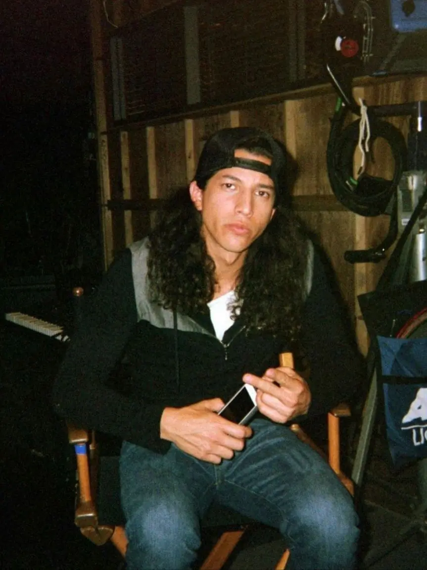 AbsurdAinu0547의 Chill stoner boyfriend