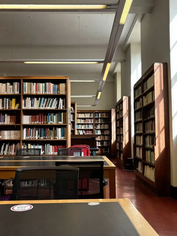 RancidSign9083의 図書室で始まった恋