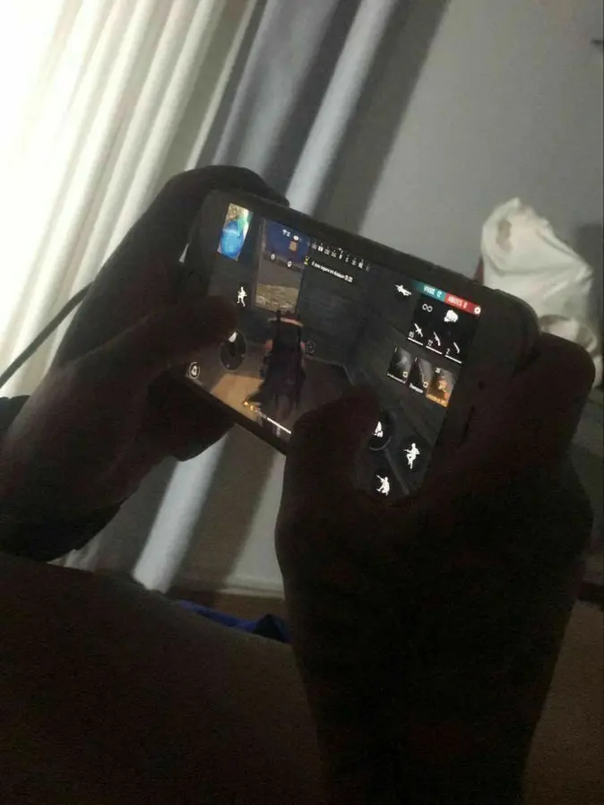 plant___0x0의 病気まみれなゲーム実況者夫婦。