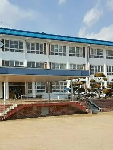 FreshPatch0873의 중학교 RPG