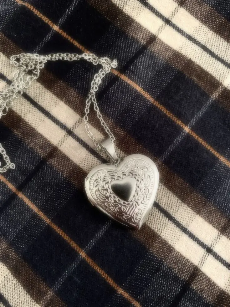 cherris의 𑣿 03 | 𝓜ore than words.